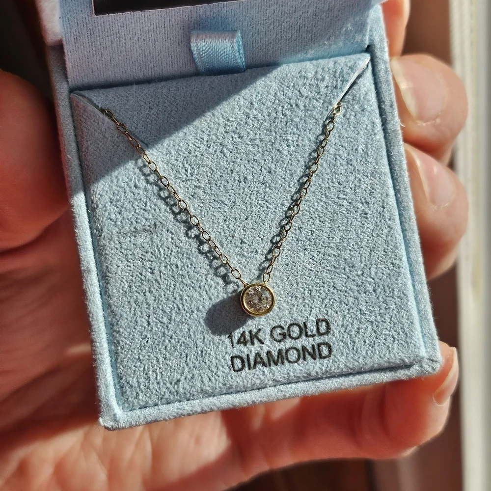 14K Gold Diamond Necklace - Picture 2 of 8